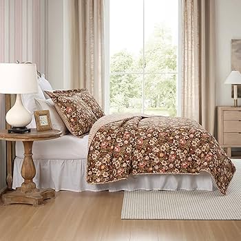 Amazon.com: Laura Ashley - King Quilt Set, Reversible Cotton